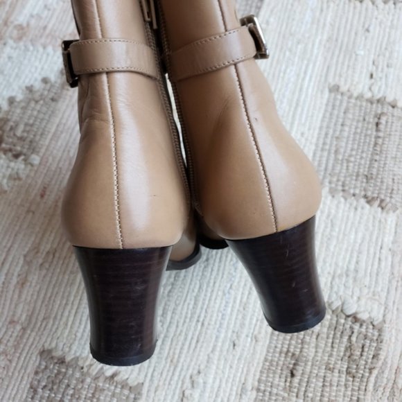 Karen Scott Riser Leather Ankle Booties Heeled Side Zip size 7.5M Neutral - Picture 4 of 11